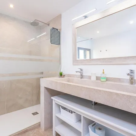 Vila La Font -canaves-